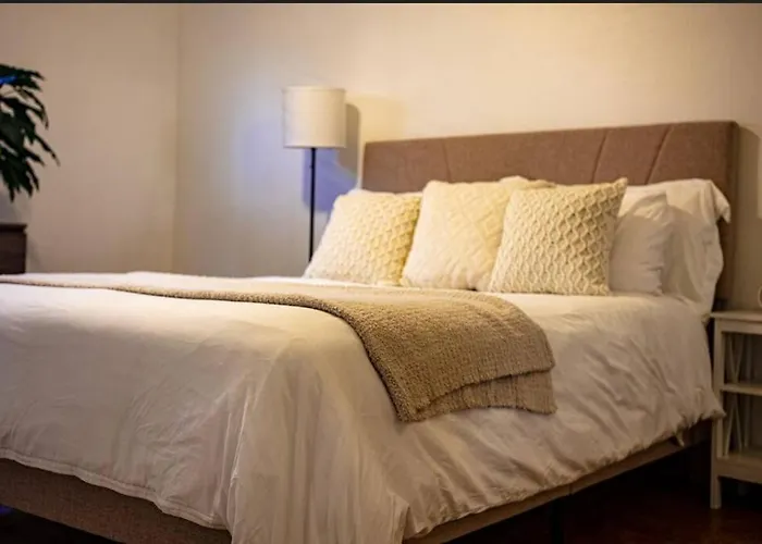 Apartament Cozy Townhouse In Uptown! *